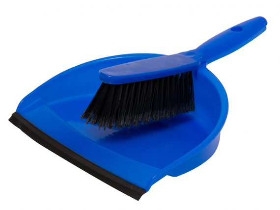 dust pan with rubber + brush